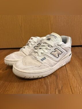 New Balance 550